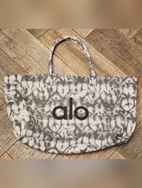 Alo Yoga Grey Tie-Dye Canvas Tote Bag